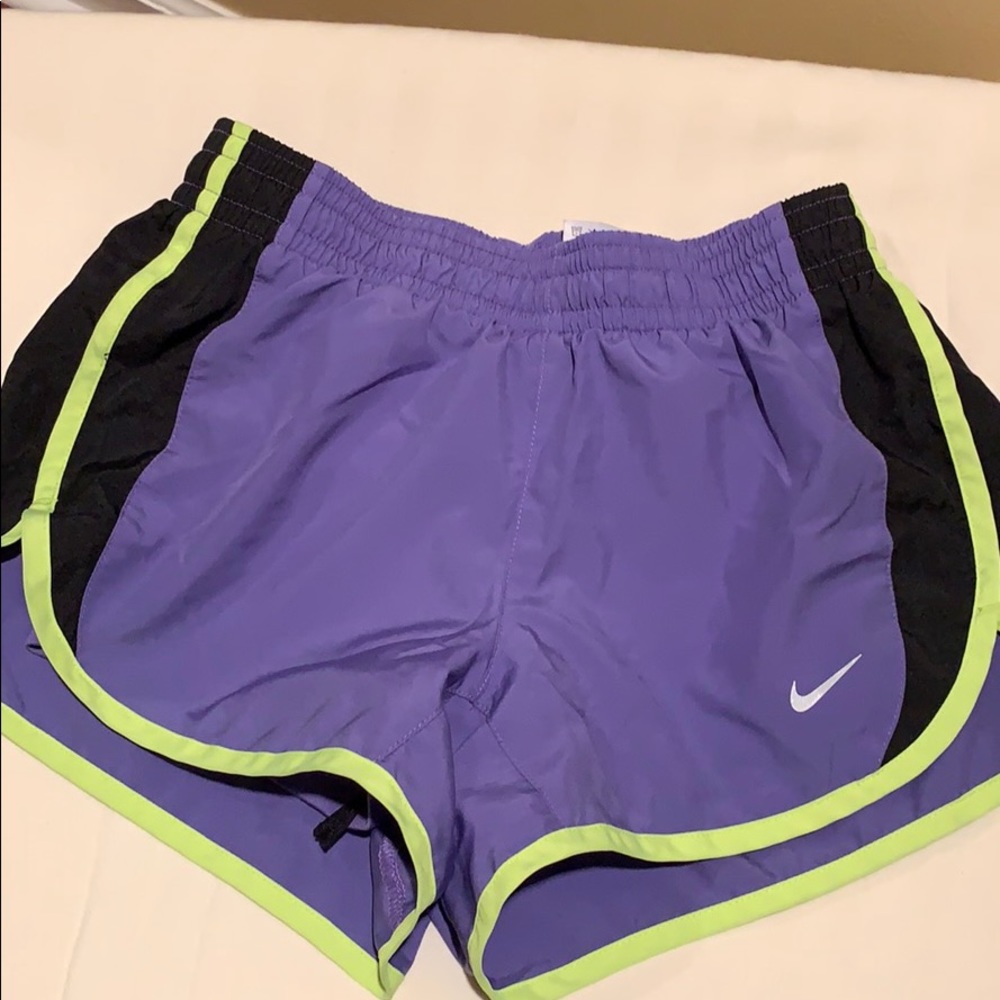 Nike Dry Fit Drawstring Exercise Workout Shorts